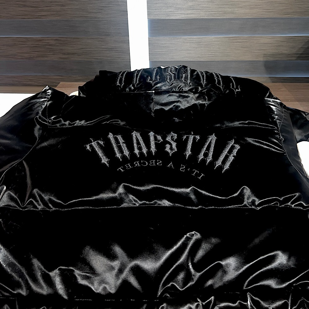 Brand New Special Edition Trapstar Jacket with tags & never worn XS - Picture 1 of 2